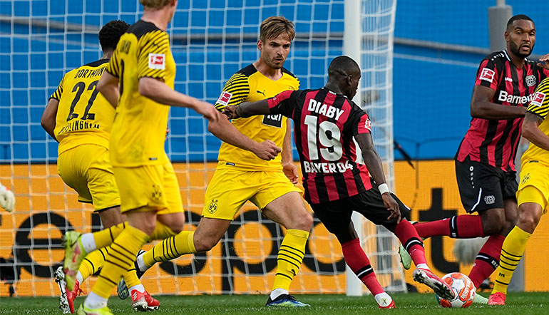 Marin Pongracic im Spiel gegen Bayer Leverkusen
