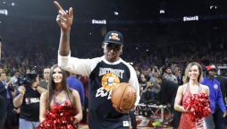 Rodman zurück bei den Pistons