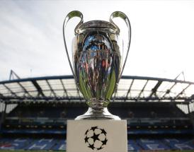 Der Champions League Pokal.