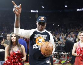 Rodman zurück bei den Pistons