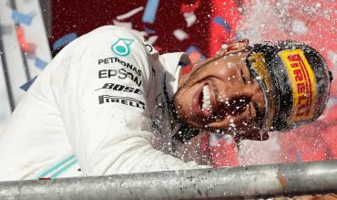 Hamilton ist zum sechsten Mal Weltmeister