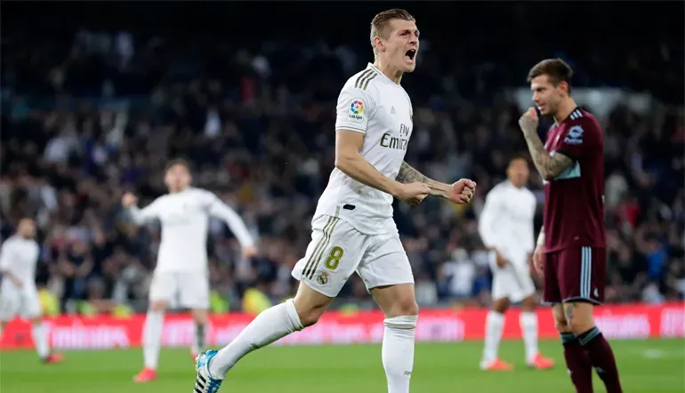 Toni Kroos freut sich über sein Tor für real Madrid